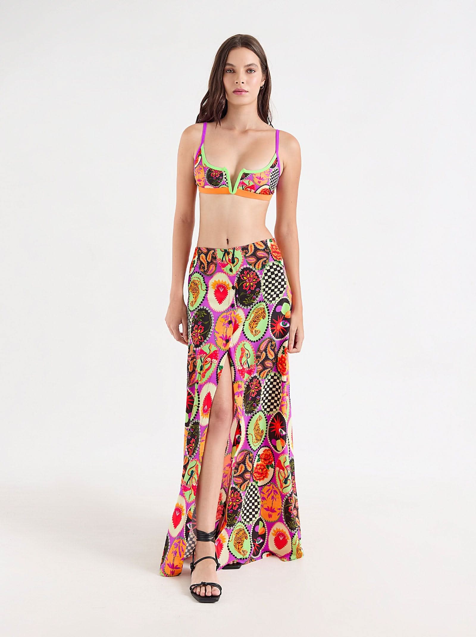 tiny long skirt serifos